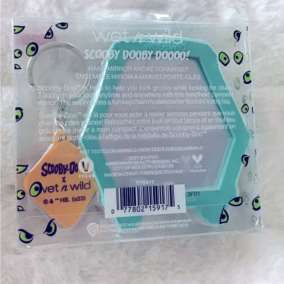 Scooby Doo Limited PR Box 15 pcs Eyeshadow Lip balm, Blush, Brushes, Eyeliner - Picture 11 of 12